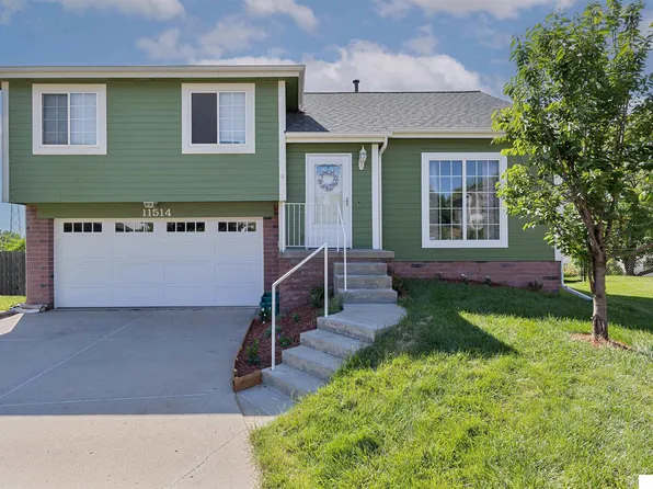 11514 Bauman Cir, Omaha, NE 68164