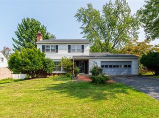 326 Iroquois St, Emmaus, PA 18049