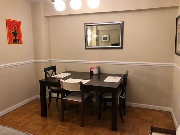 4th image of 100 W 57th St APT 10R