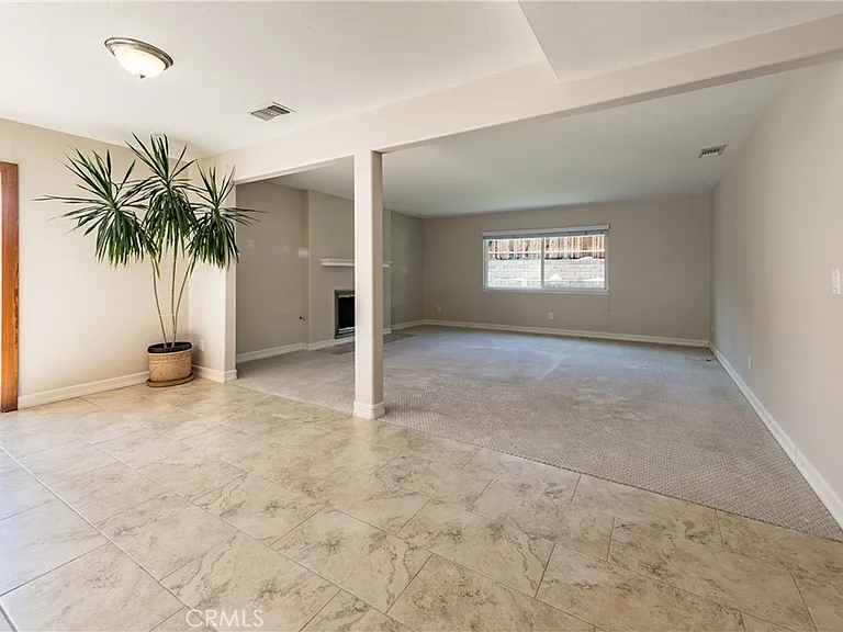 25145 Daisy Ave — Photo 5