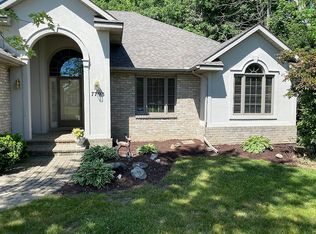 7793 Park Ridge Dr SW, Jenison, MI 49428