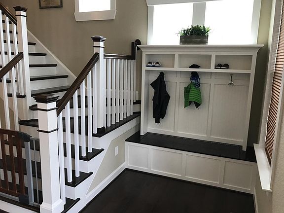 Foyer / Mud Room