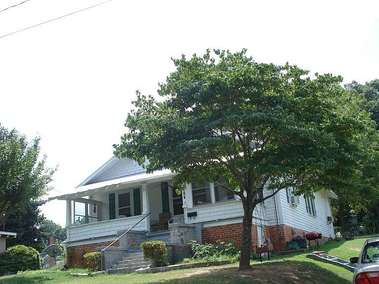 1st image of 511 N Fir Ave