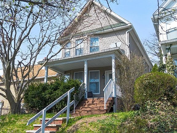 4th image of 1507 Pine St