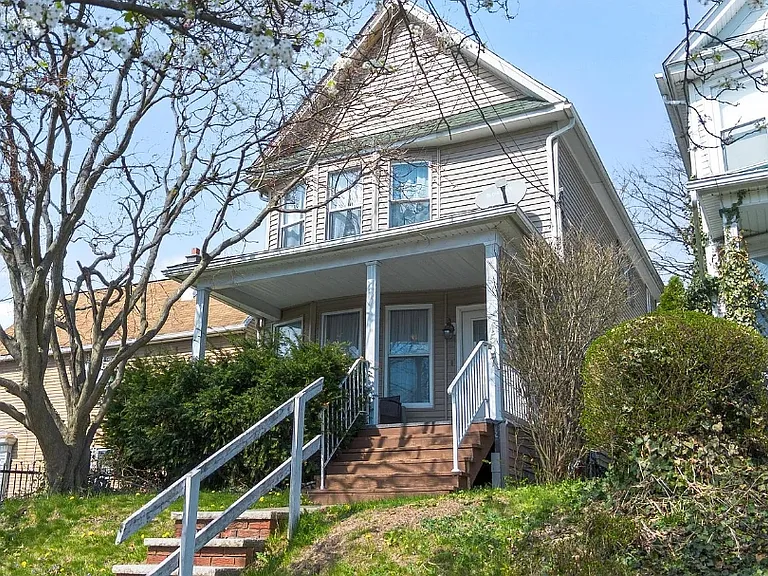 1507 Pine St — Photo 4