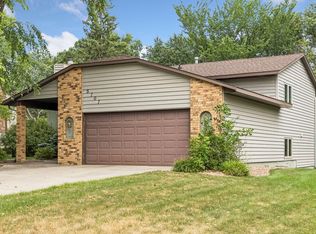 5707 125th St W, Apple Valley, MN 55124