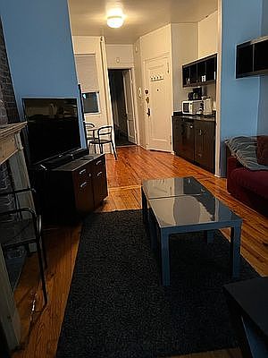 5th image of 330 E 48th St APT 4d