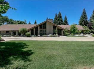 2959 N Greenfield Dr, Merced, CA 95340