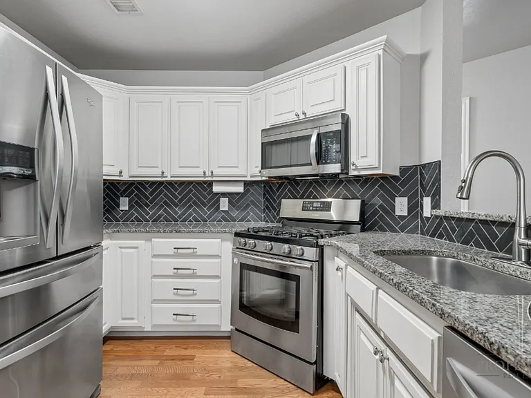 13317 Grayson Pl — Photo 11