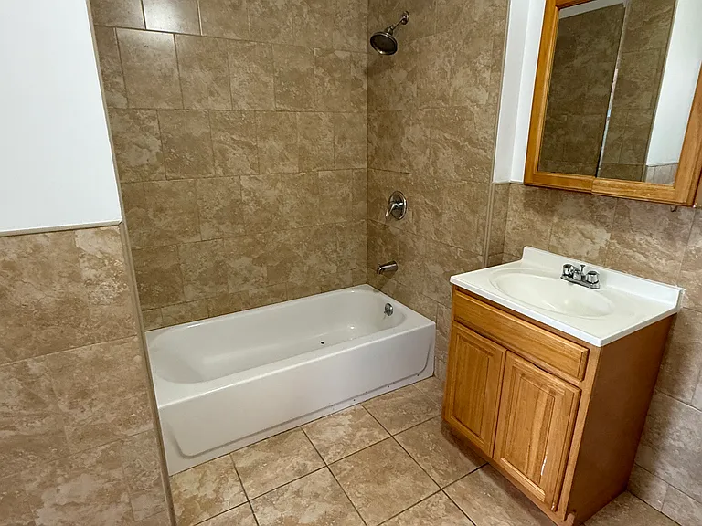 182 Ferry St #2A — Photo 8