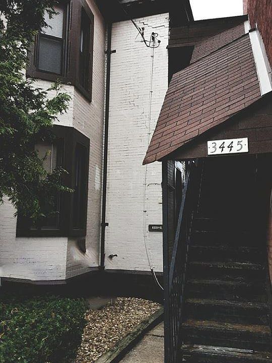 2nd image of 3445 Ward St #2