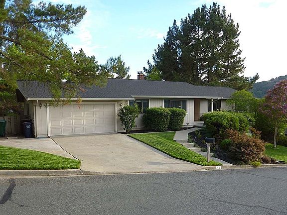 4th image of 52 Hardie Dr