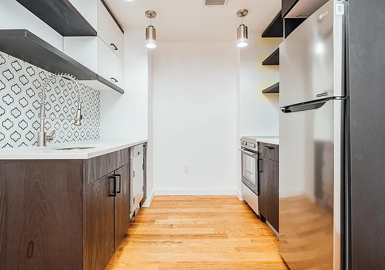 146 Linden Blvd #5A — Photo 3