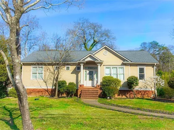 721 Smithstone Rd SE, Marietta, GA 30067