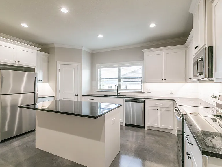 704 Wind Sail Ct — Photo 11