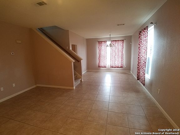 3rd image of 4739 Oakley Farm