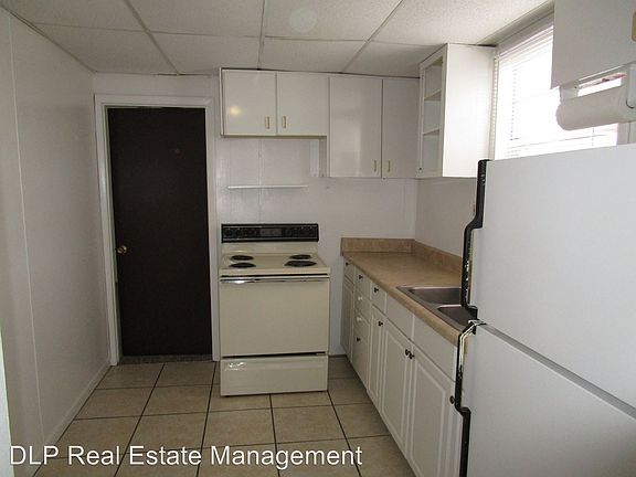 3rd image of 1035 Daytona Ave #B