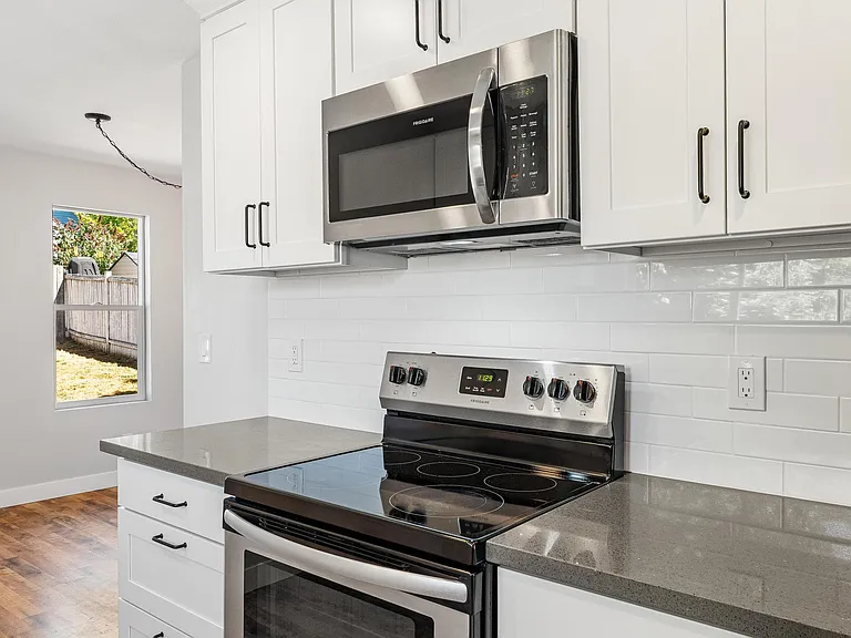 Stove and Microwave