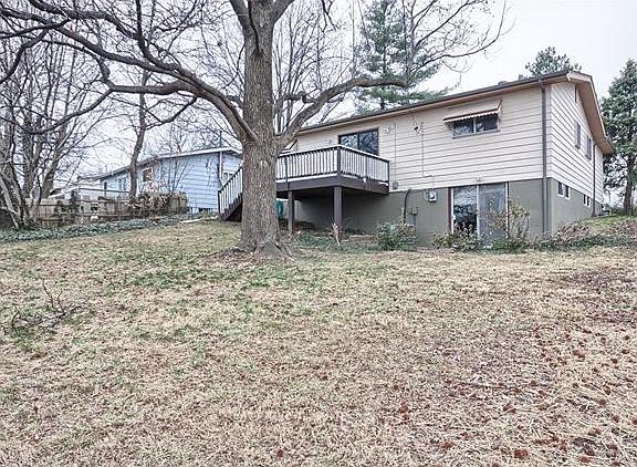 4th image of 1560 Roth Hill Dr