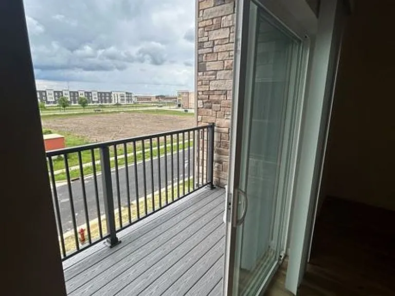 Colorado Commons - 143 N Wildwood St — Photo 14