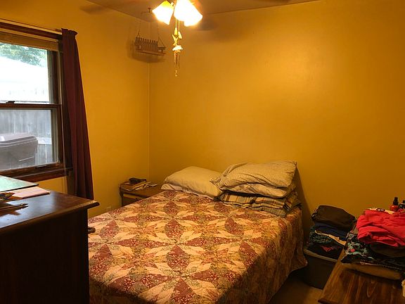 5th image of 431 Burke Dr