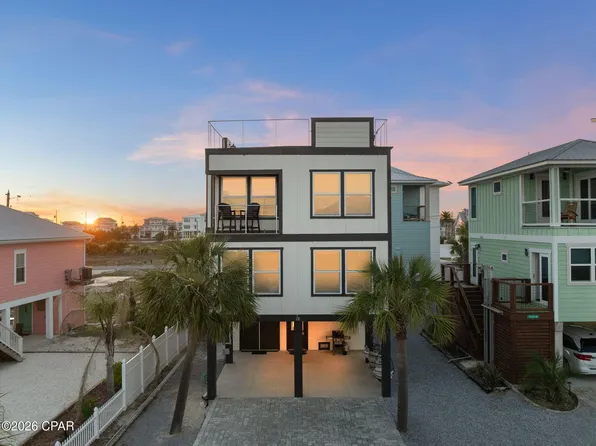 112 S 40th St #1, Mexico Beach, FL 32456