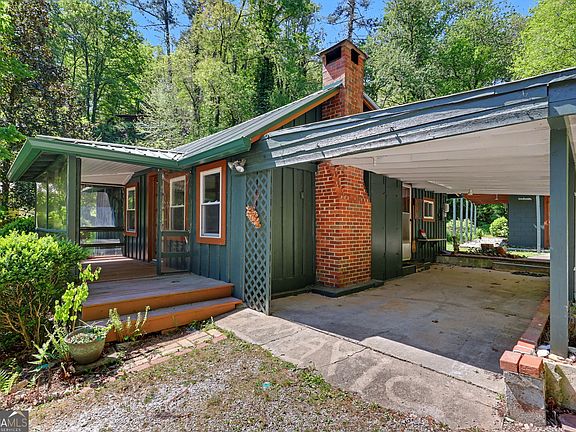 4th image of 138 Taylors Chapel Rd