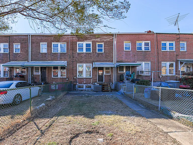 6426 Odonnell St — Photo 10
