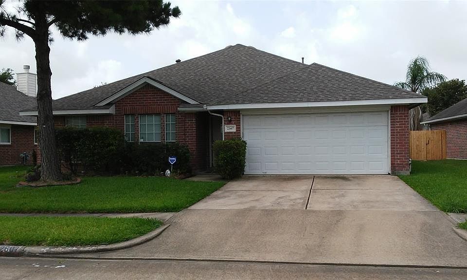 1st image of 22607 Holly Lake Dr