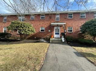 8 Berry St APT 1, Danvers, MA 01923