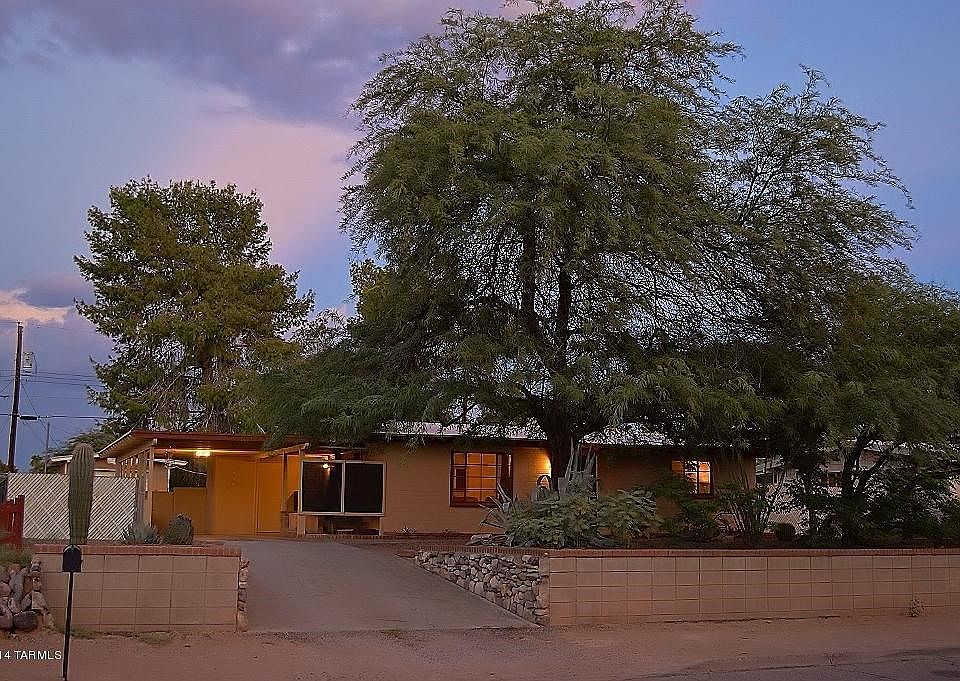 1st image of 2544 N Treat Ave