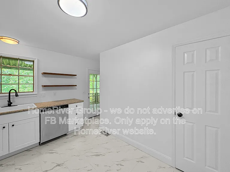 220 Cliftview Dr #A — Photo 12