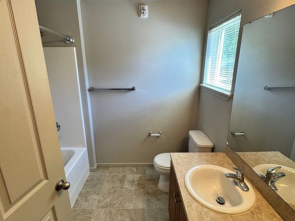 5th image of 13409 NW Sherry St APT 103