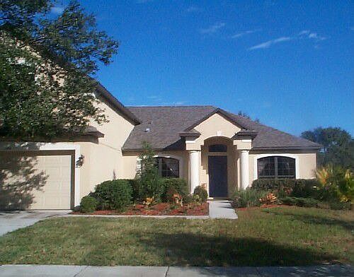 1st image of 1914 Abbey Trace Dr