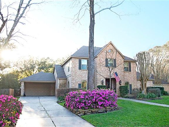 4th image of 2011 Pleasant Creek Dr