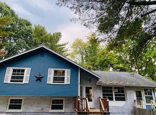 32 Arbor St, Lunenburg, MA 01462