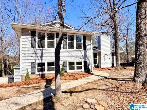 2555 N Chandalar Ln, Pelham, AL 35124