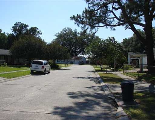 2nd image of 172 Felicia Dr