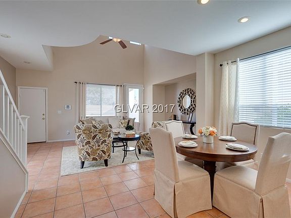 2nd image of 712 Baldurn Ave