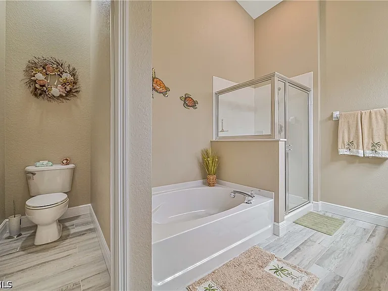 9660 Pineapple Preserve Ct — Photo 15