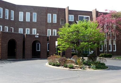 1st image of 1500 Sandstone Dr APT 308