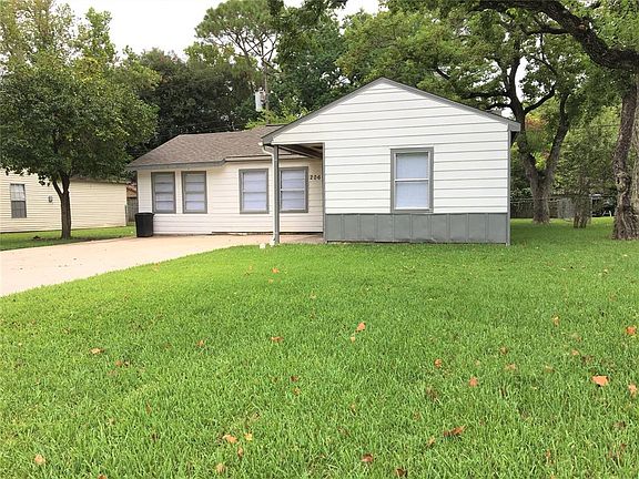 2nd image of 206 Huisache St