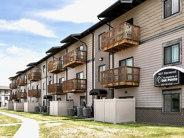 Oak Pointe — Photo 28