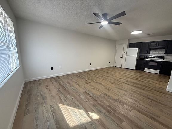 3rd image of 1250 Elm St #D