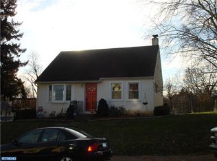 204 Chestnut St, Spring City, PA 19475