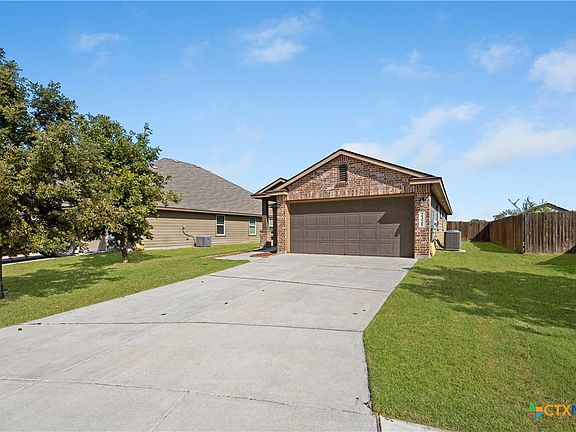 3rd image of 2325 Lighthouse Dr