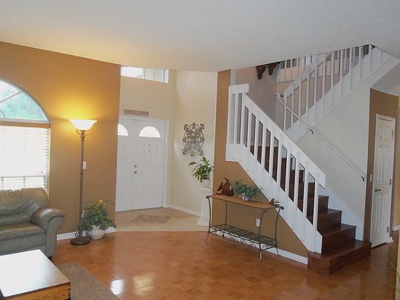 5th image of 3683 Foxcroft Cir