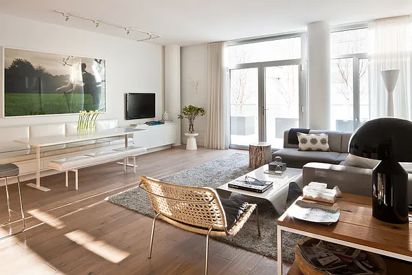 Sold by Meisel Real Estate | media 14