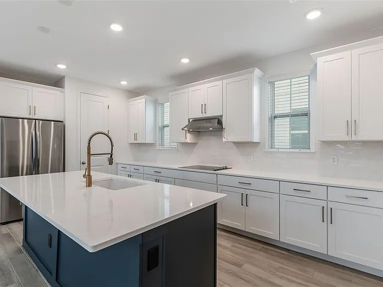 6442 Rover Way — Photo 6