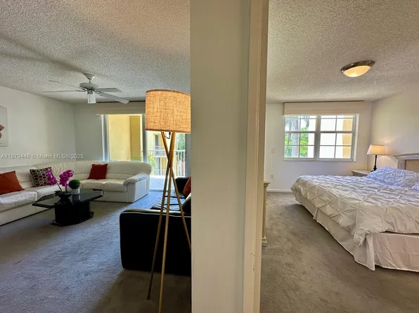 19701 E Country Club Dr #5405, Aventura, FL 33180